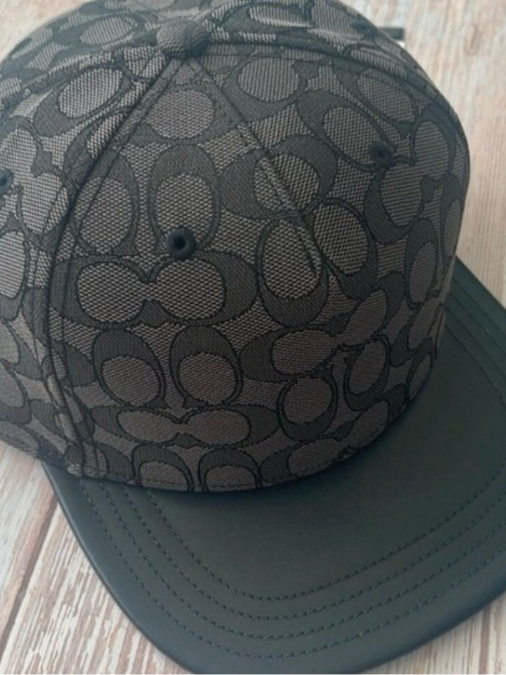 Coach Men’s Gray Signature Snapback Hat - Picture 3 of 4